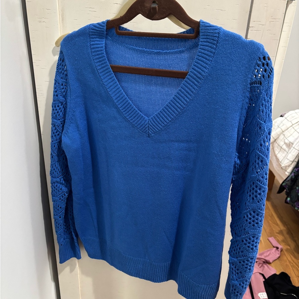 Blue V-Neck Sweater with Lace Sleeves